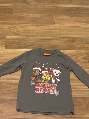Paw Patrol Gray Holiday Rescue Long-Sleeve Tee